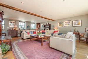 Drawing Room- click for photo gallery